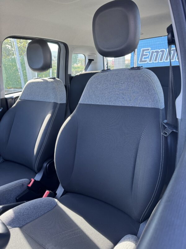 Fiat Panda 1.0 FireFly S&S Hybrid - immagine 7