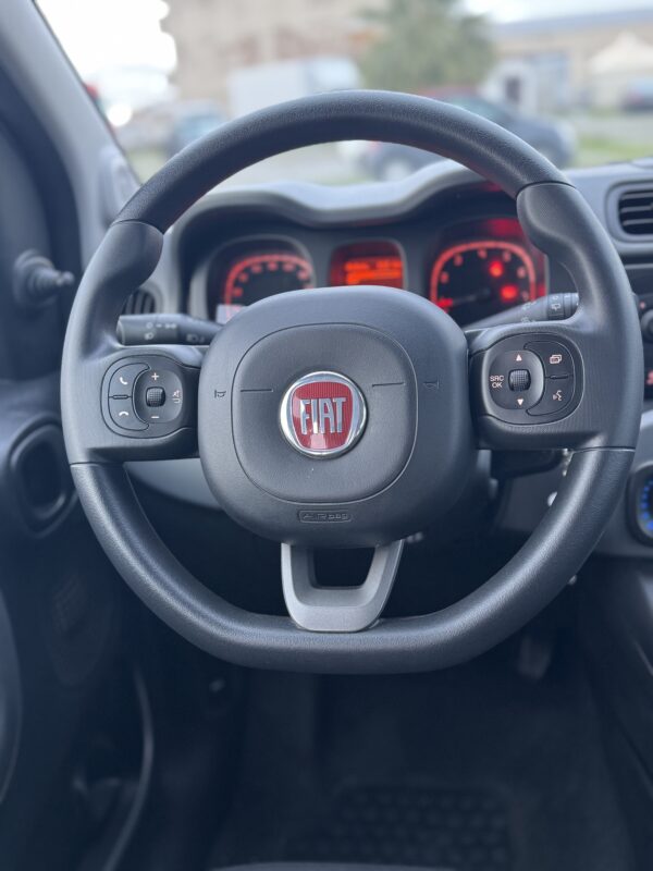 Fiat Panda 1.0 FireFly S&S Hybrid Sport - immagine 11