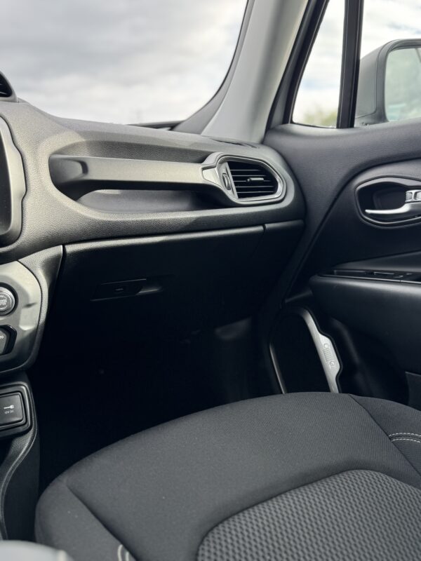 Jeep Renegade 1.6 Mjt 130 CV Limited - immagine 10