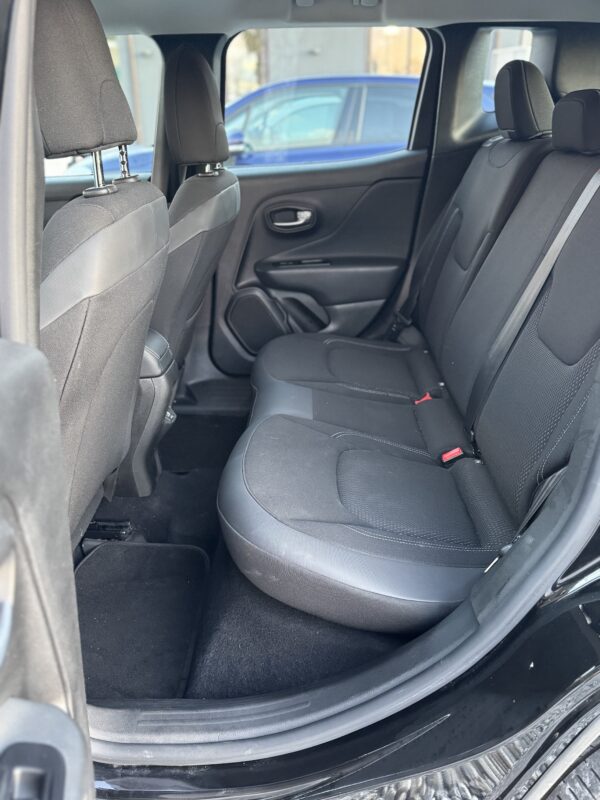 Jeep Renegade 1.6 Mjt 130 CV Limited - immagine 6