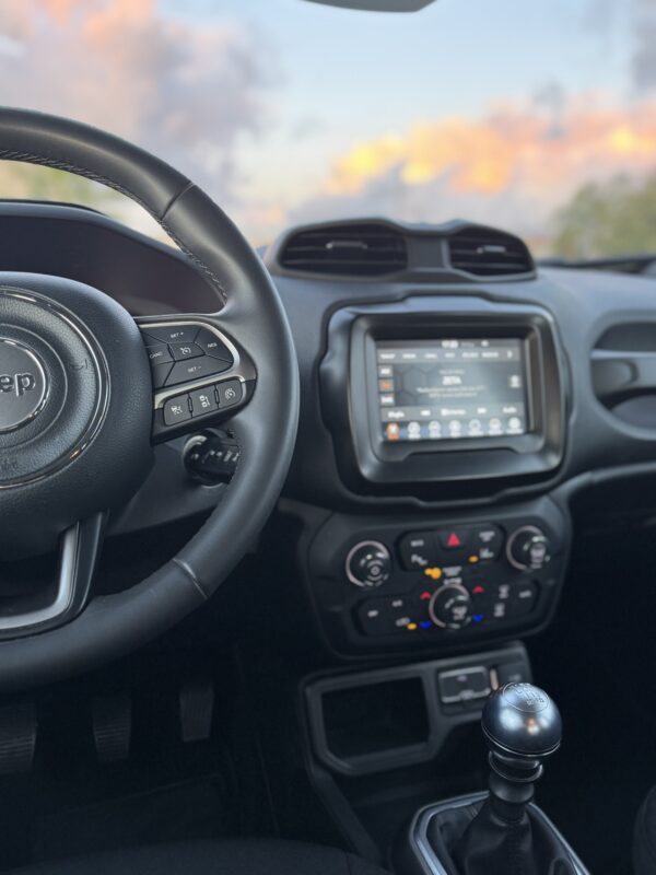 Jeep Renegade 1.6 Mjt 130 CV Limited - immagine 9