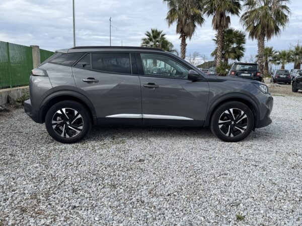 Peugeot 2008 PureTech 100 S&S Allure - immagine 3