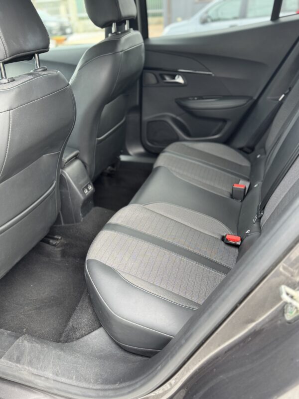 Peugeot 2008 PureTech 100 S&S Allure - immagine 8