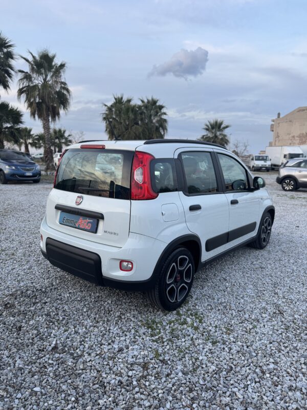 Fiat Panda 1.0 FireFly S&S Hybrid Sport - immagine 4