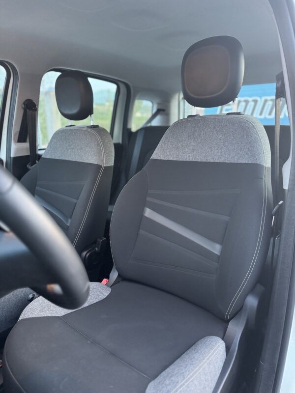 Fiat Panda 1.0 FireFly S&S Hybrid Sport - immagine 6