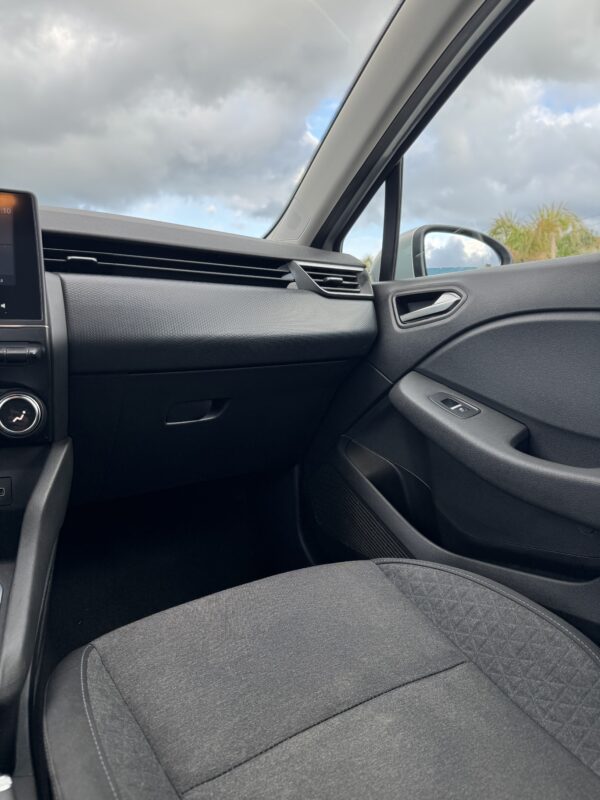 Renault Clio Hybrid E-Tech 140 CV 5 porte Zen - immagine 8