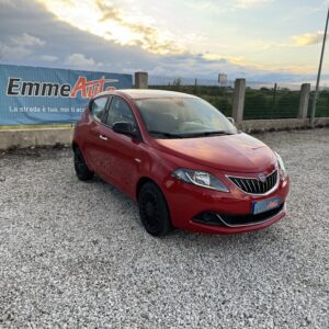 Lancia Ypsilon 1.0 FireFly 5 porte S&S Hybrid Ecochic Silver