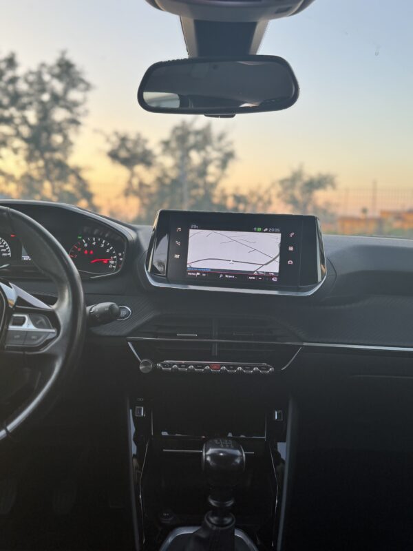 Peugeot 2008 PureTech 100 S&S Allure - immagine 10