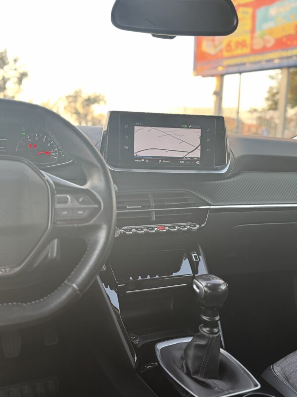 Peugeot 2008 PureTech 100 S&S Allure - immagine 11